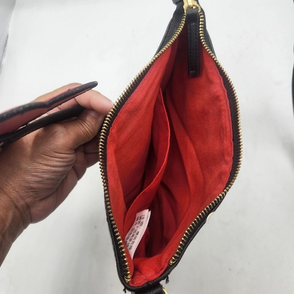 Disney Parks Minnie Mouse Black White Polka Dot Stripes Red Bow Crossbody Bag - Picture 11 of 16